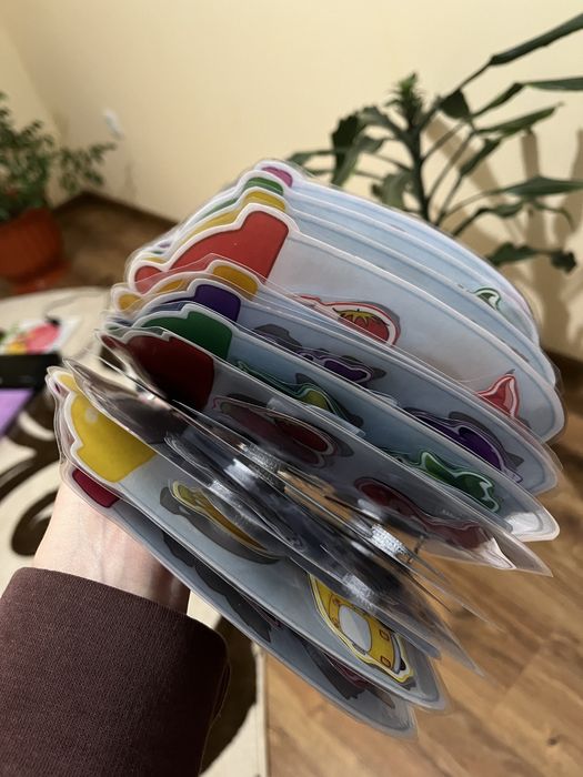 Книжка-альбом на липучках. Розвиваюча гра. Дітям від 1-5 р.