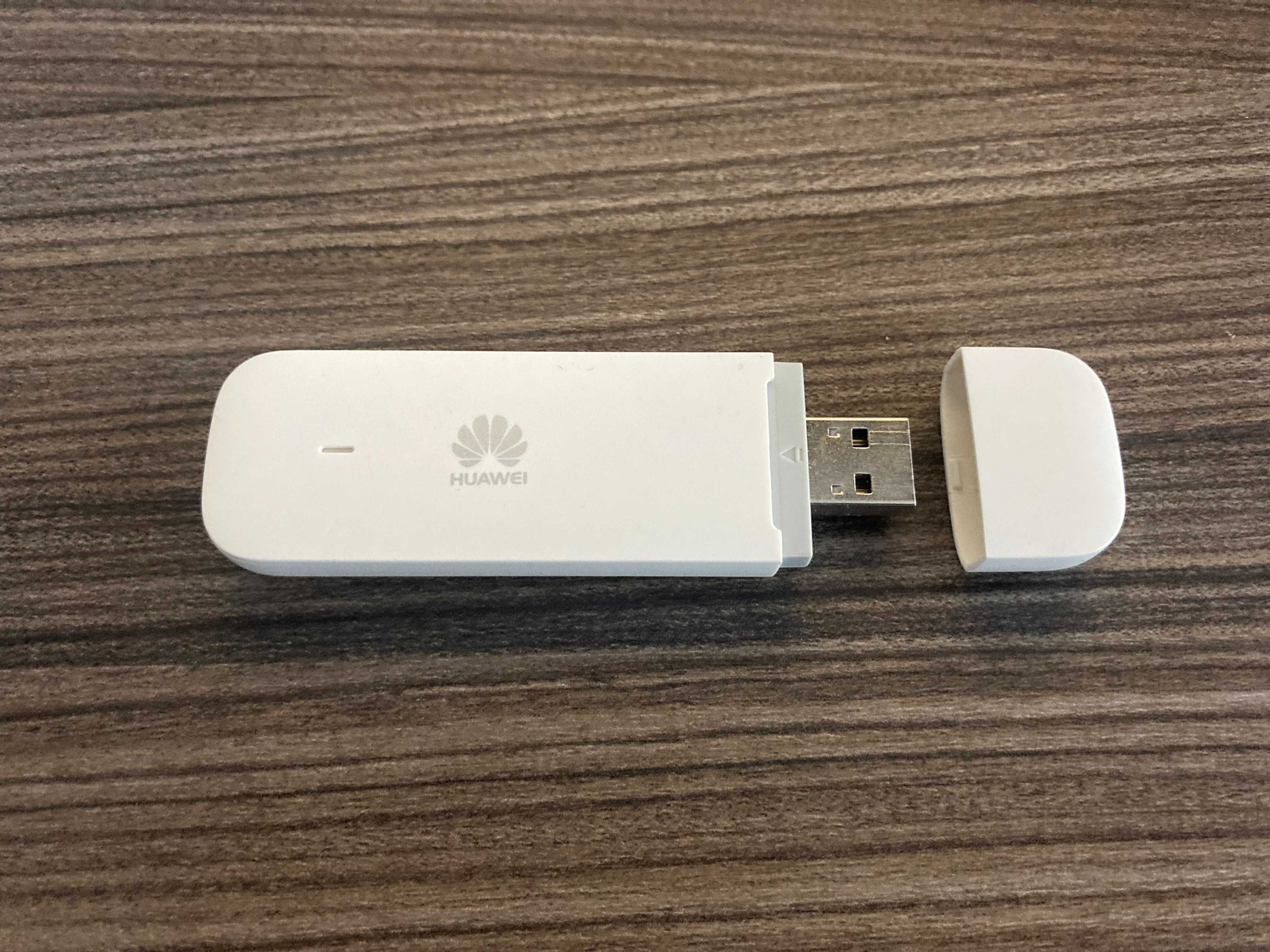 Router TP-Link TL-MR3420 3G/4G + Modem Huawei LTE USB E3372