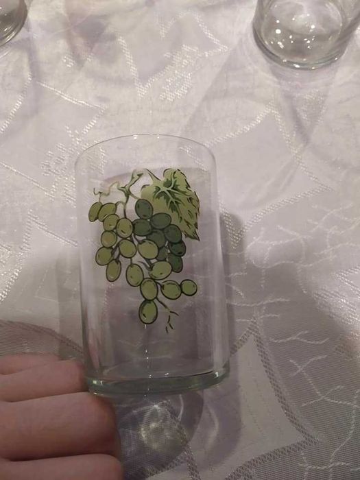 Uchwyty metalowe/ koszyki do szklanek.