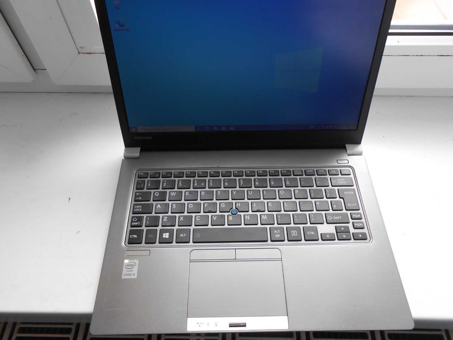 laptop Toshiba Z30    4300 U 2,0GHZ   SSD 128GB