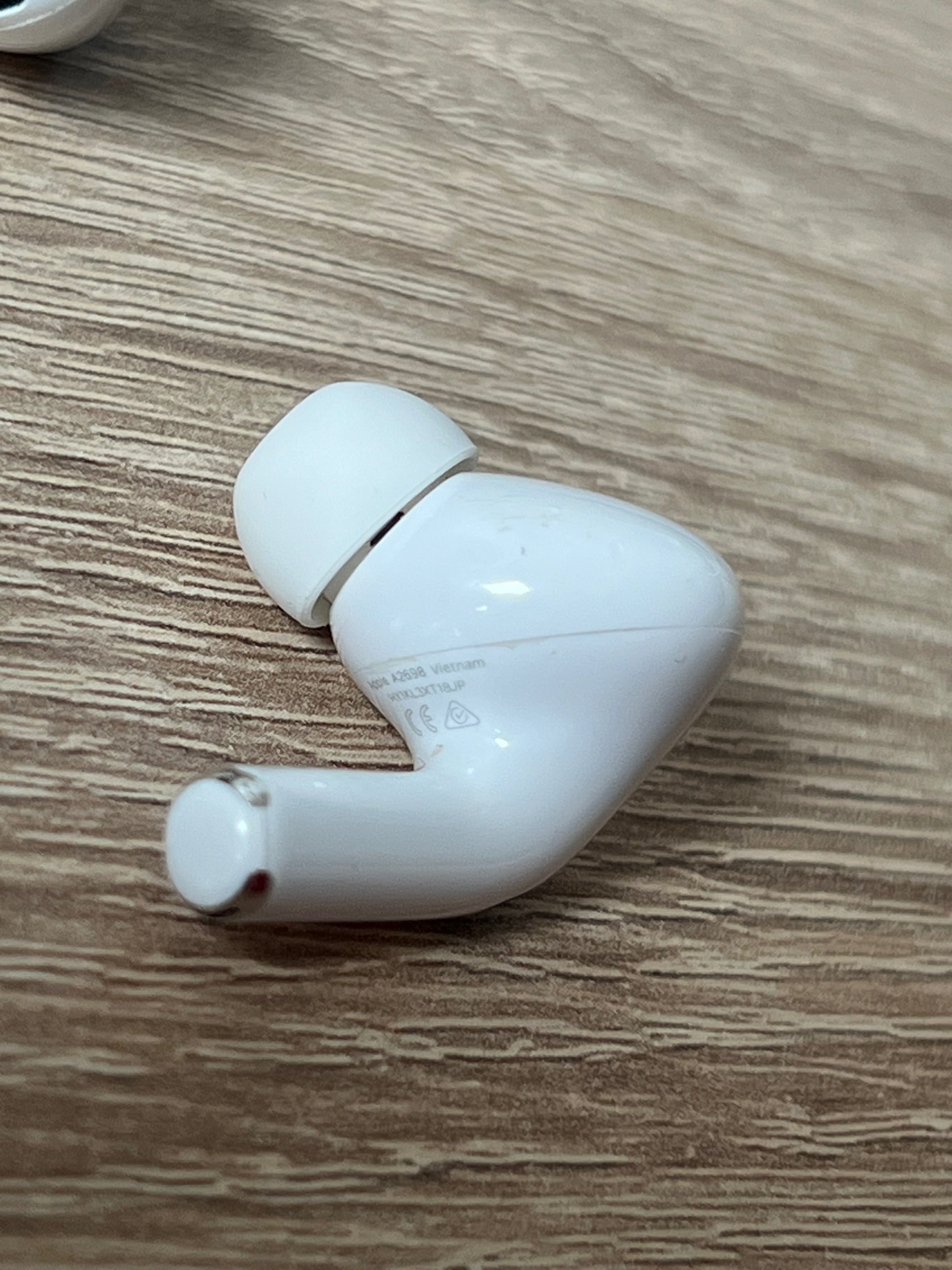 Apple airpods 2pro