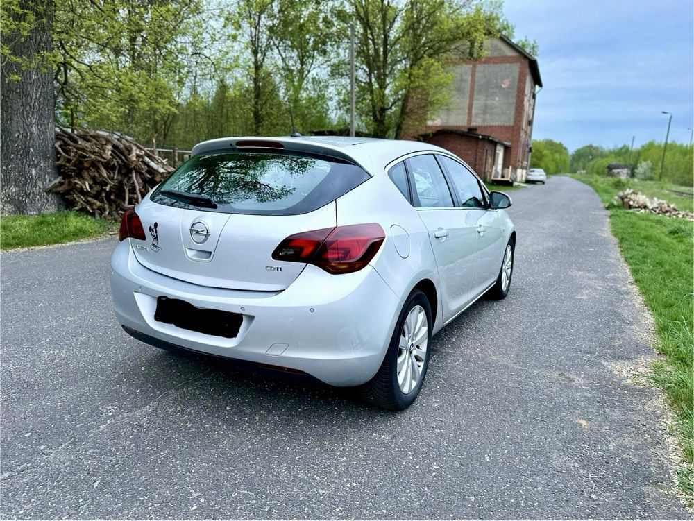 Opel Astra J 1.7 CDTI 125 km