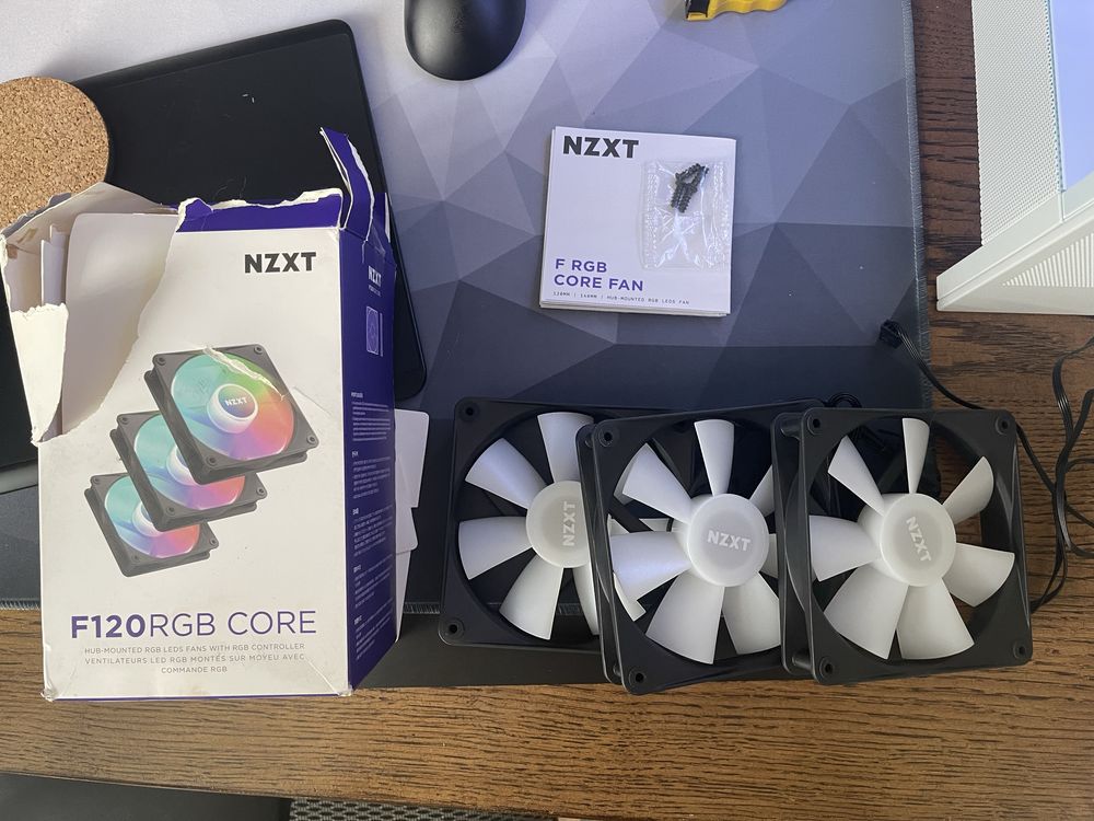 Nzxt F120 RGB core