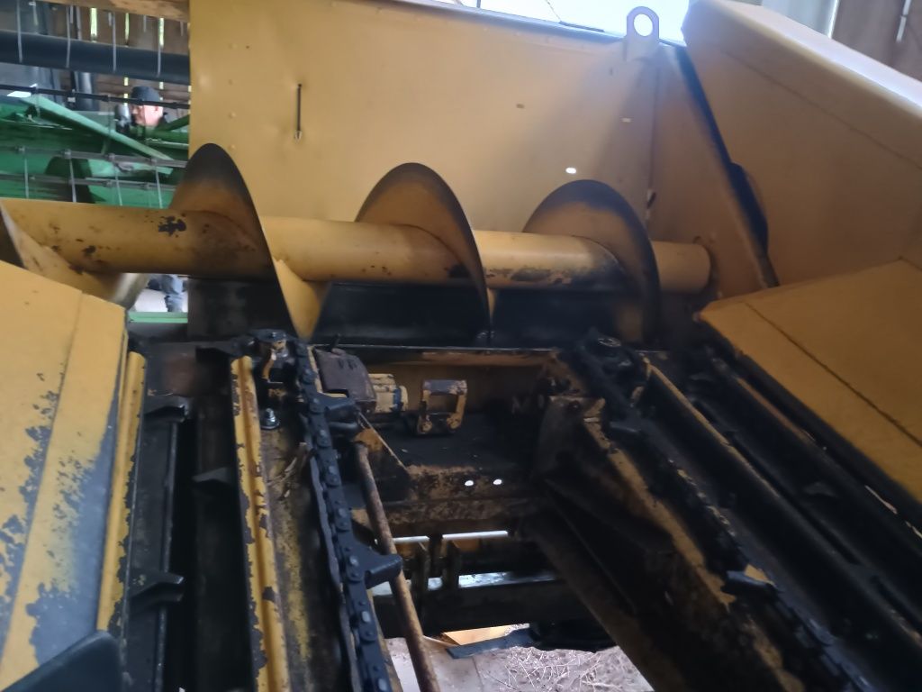 Przystawka do kukurydzy new Holland 5