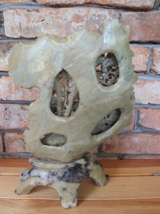 Rzeźba  kamień steatyt (kamień mydlany) Chiny w stylu dynastia Qing L