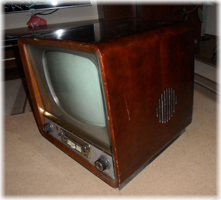 ANTYK = UNIKAT Zabytkowy televizor z 1950 PHILIPS TV 17TX144 A/14