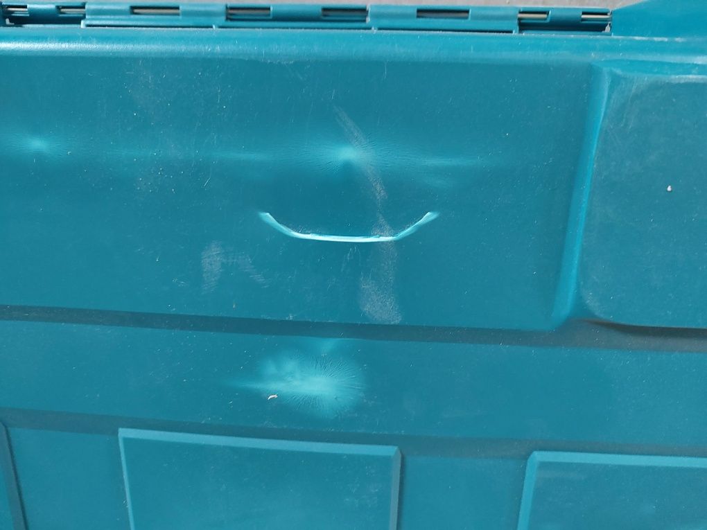 Młot udarowy 1510W 18.6J makita Hm1213C SDS MAX AVT