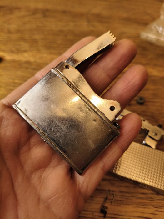 Stare Zapalniczki benzynowe min Bentley ¹⁹⁷