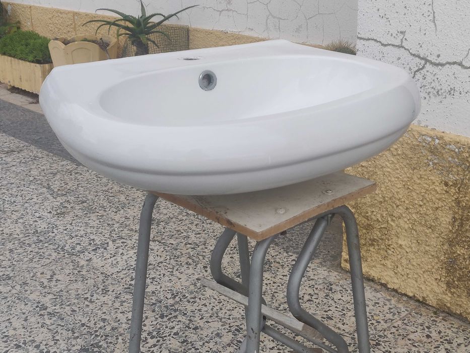 Lavatórios (2 unidades)