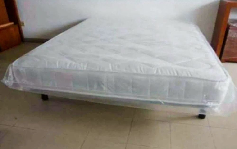 Cama de estrado+colchão+oferta 2 almofadas+entrega