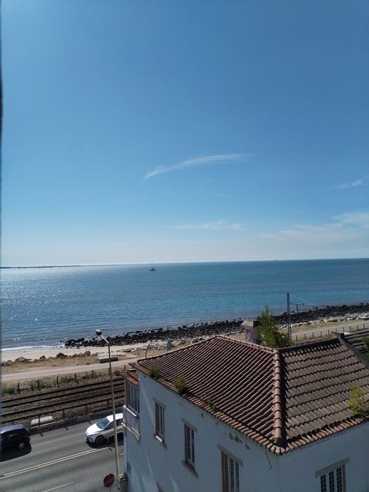 Alugo quarto em Cruz Quebrada apartamento vista mar.