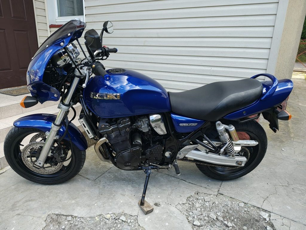 Suzuki Gsx 750 inazuma gsf bandit fazer .