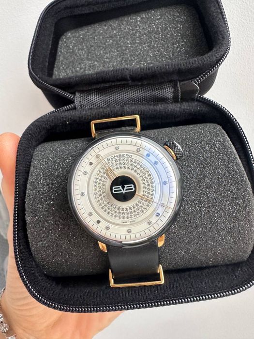 Годинник жіночий  Bomberg