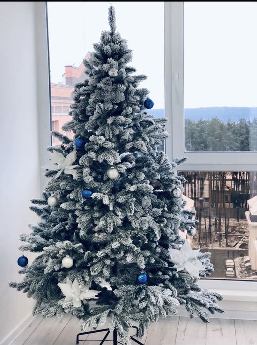 Ялинка штучна лита засніжена