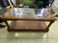Mesa de centro em cerejeira e vidro