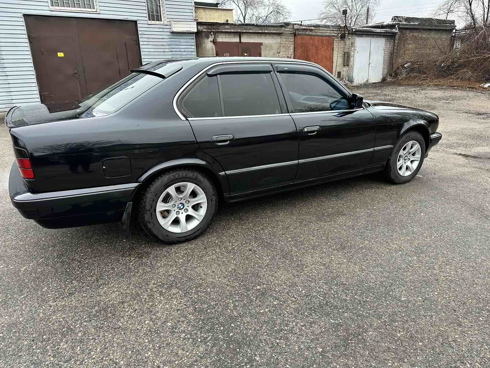 BMW 520 (e34) 1990