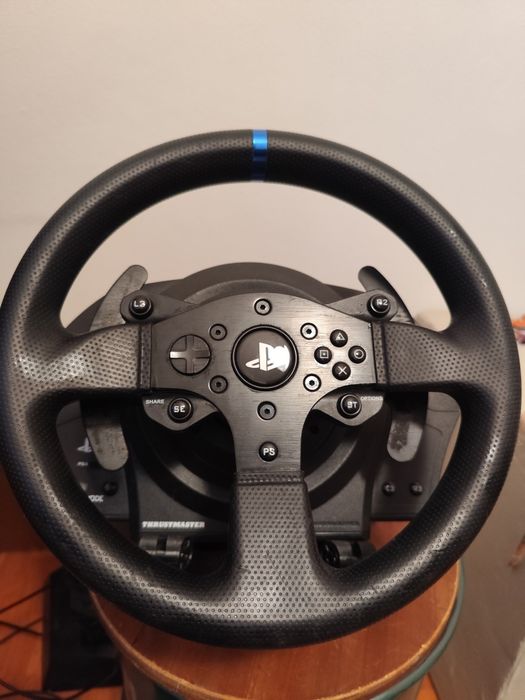 Vendo PS4 e Volante Trustmaster T300