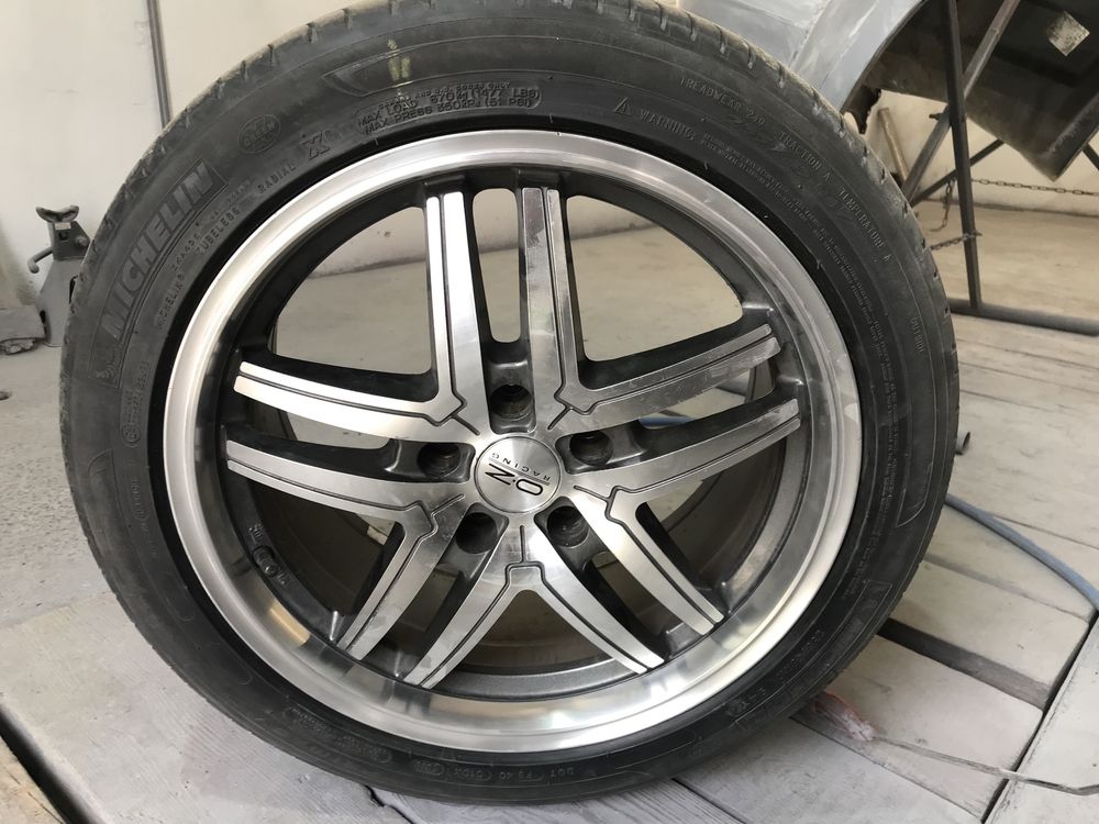 Диски кованые  OZ Voxx r17 112/5 j8 с резиной Michelin 235/45