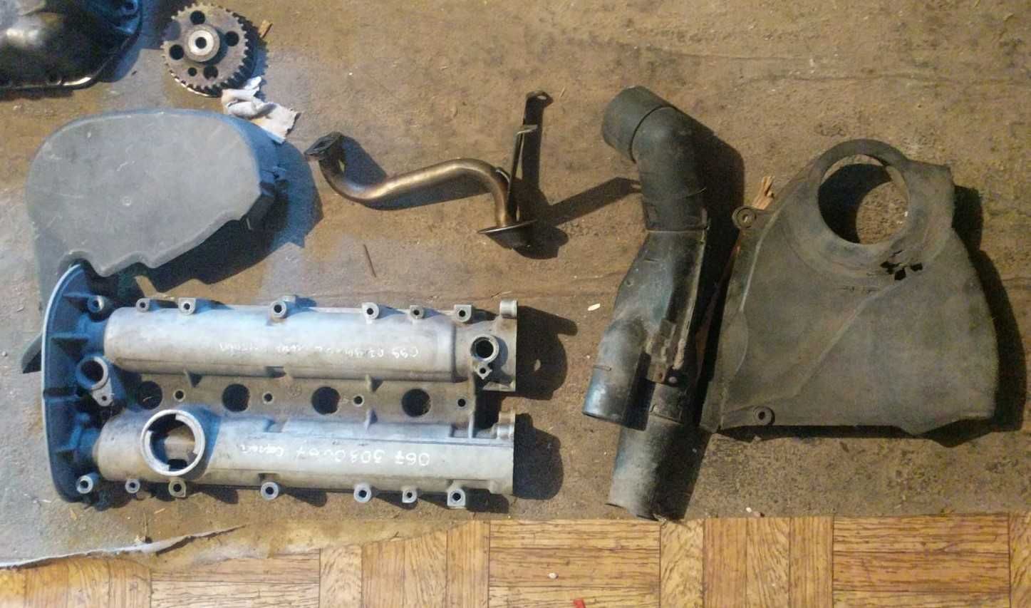 Двигун 1,4 AKQ AHW AXP BCA детали піддон