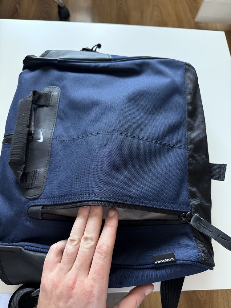 Torba na ramie na laptopa teczka listonoszka nike vintage podróżna