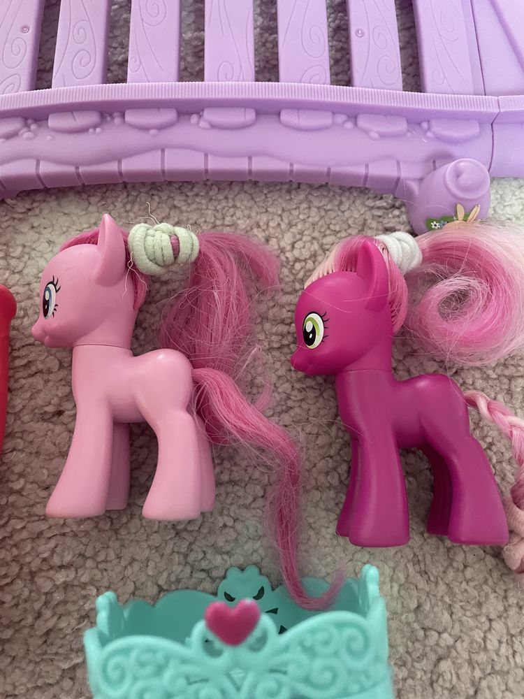 Pociąg przyjaźni Little Pony tory i 2 kucyki