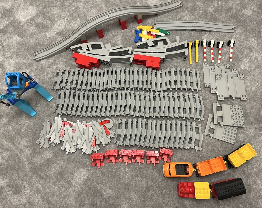 Lego Duplo pociągi plus tory ogromny zestaw
