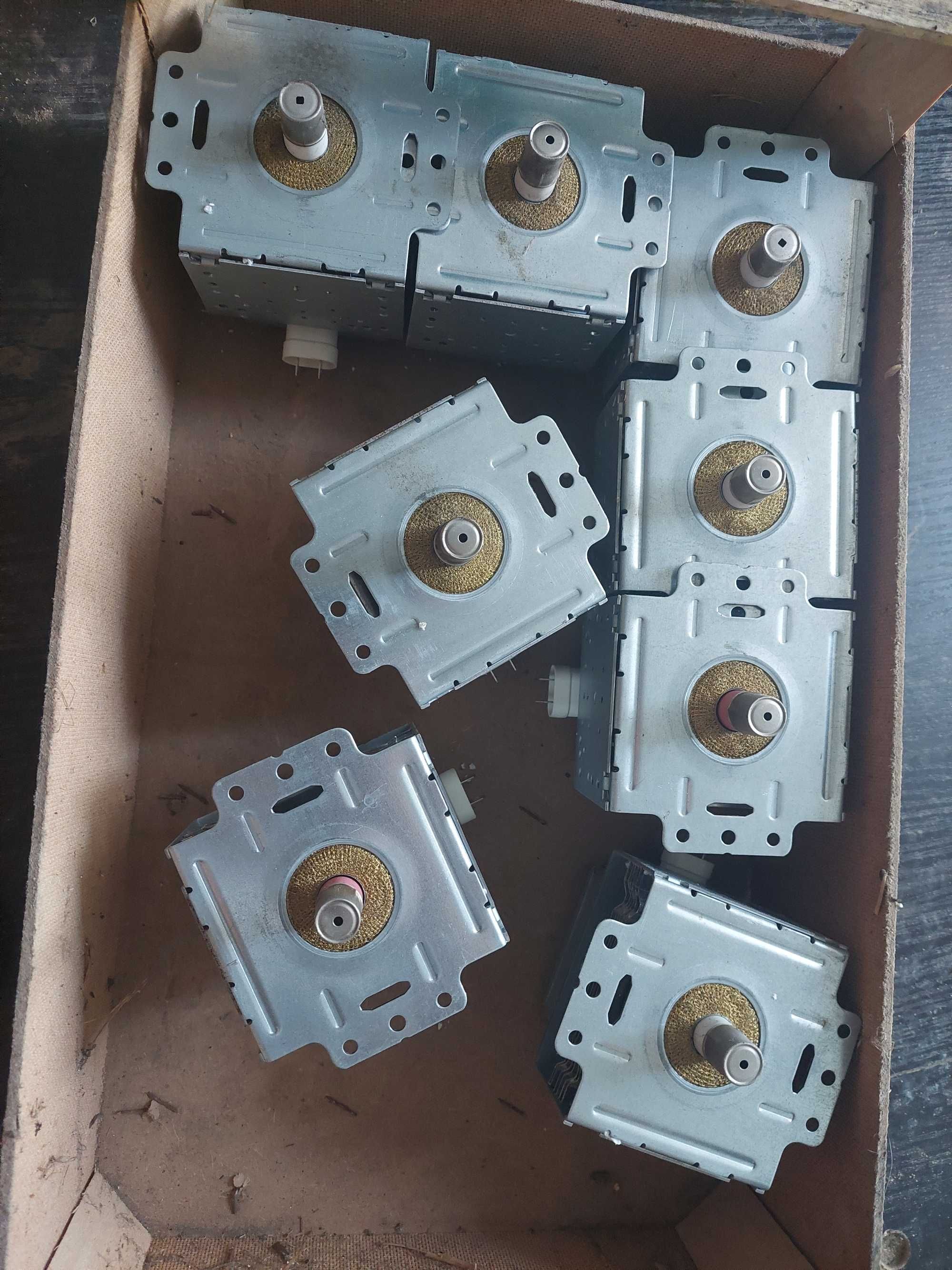 Magnetron do mikrofalówki Galanz M24FA-410A M24FB-610A