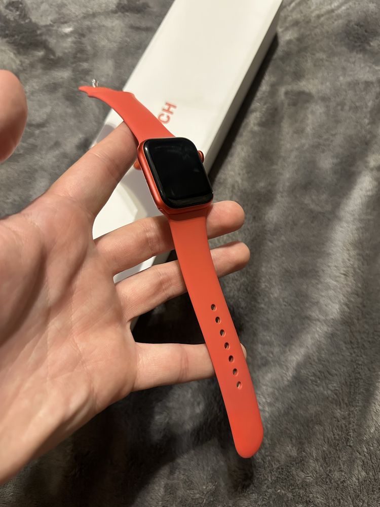 Apple watch 6 series product red