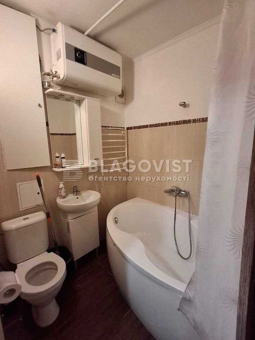 Продаж 2К квартири ст.м. Дорогожича 5 хв.