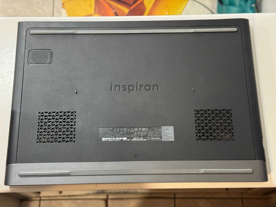 Laptop DELL Inspiron 15 Gaming FHD/i5/1TB+512ssd/16GB/GTX1050/Win10