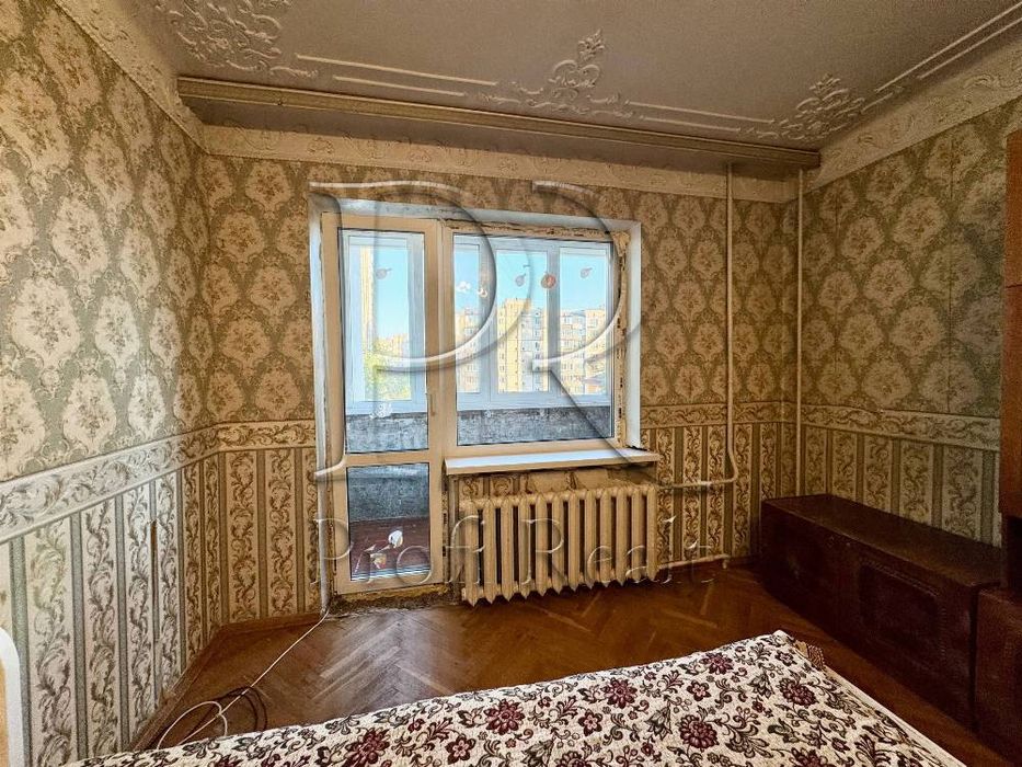Продаж 3-к квартири Вербицького 28в Харківська Вирлиця Позняки