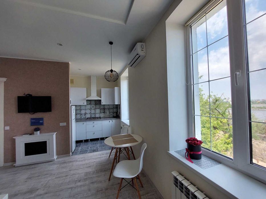 Продаю 1к  студию в Центре города! а1