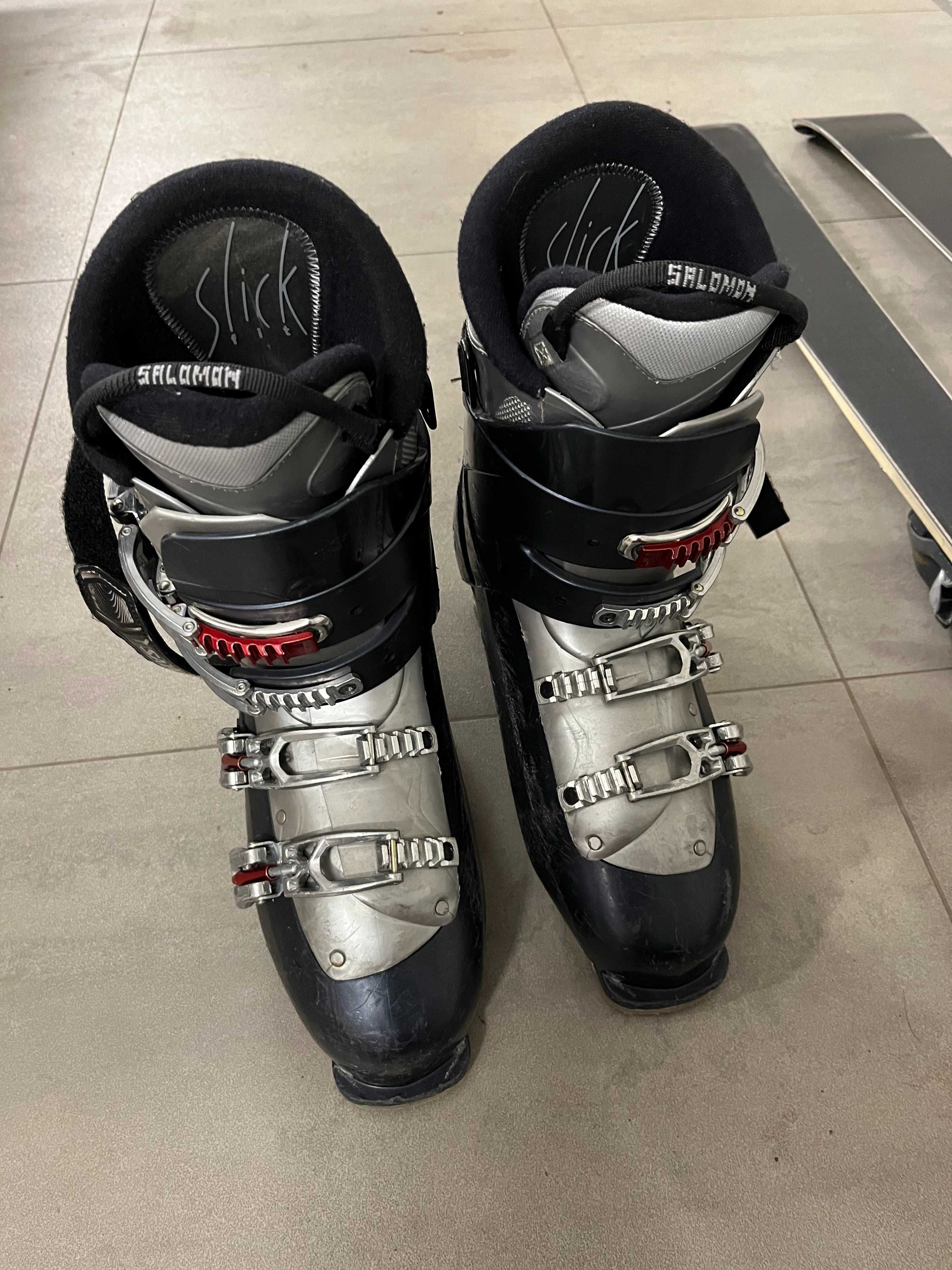 Narty  buty  kijki