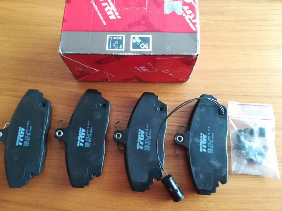 Klocki hamulcowe - TRW GDB479 - komplet przód - Honda, Rover