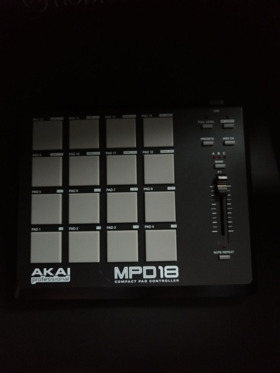 AKAI professional MPD18