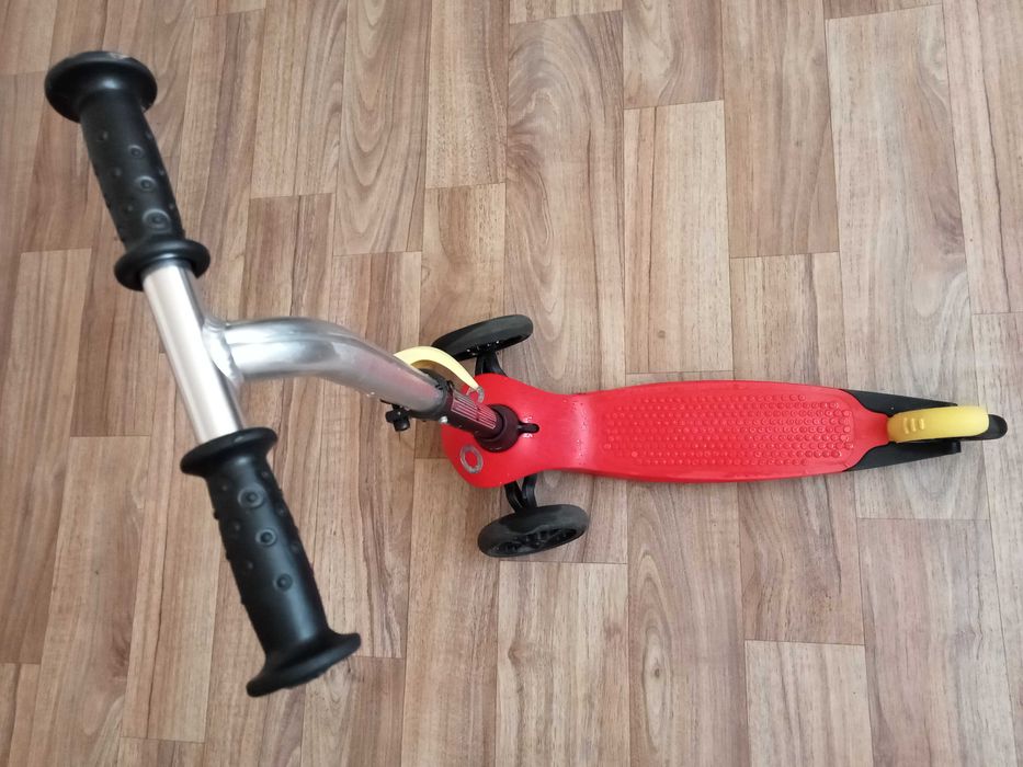 hulajnoga trójkołowa Oxelo B1 Decathlon dla dzieci 2-4 lata