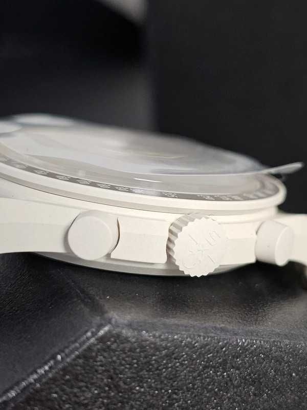 Omega x Swatch SO33T103 Pustynia - Biokeramika w Kolorach Piasku