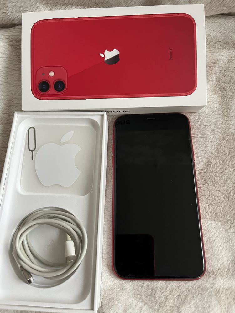 iPhone 11 64 GB - czerwony