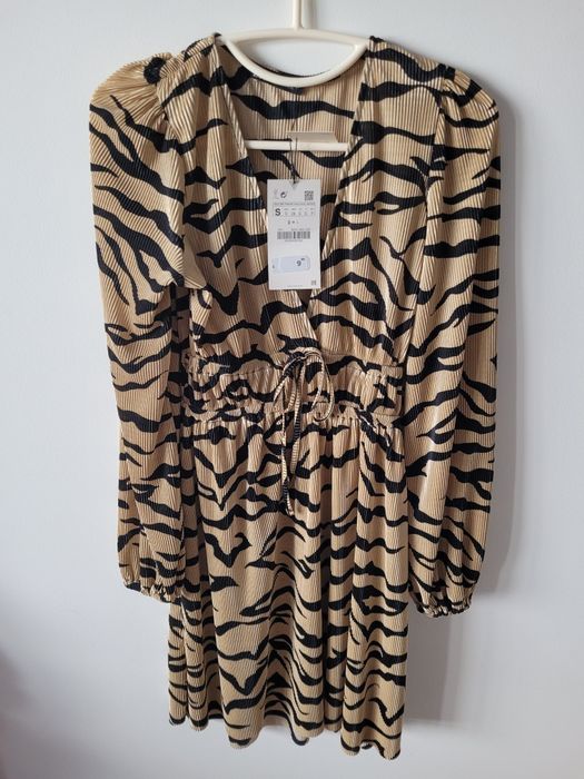 Vestido novo Zara 4€