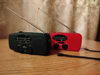 Радіо радіоприймач  ліхтарик зарядна станція динамо