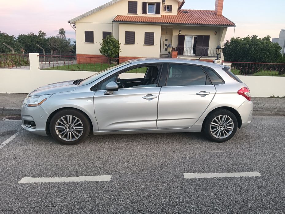 Citroen C4 1.6hdi automático poucos km