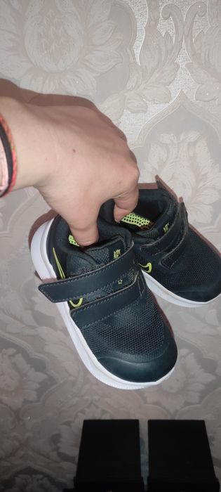 Кросівки дитячі Nike starrunner 22 розмір