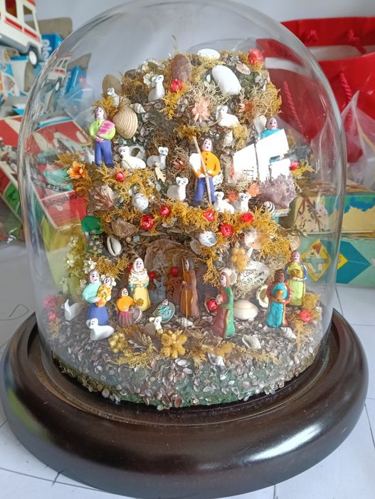 Presépio, Cascata S.João em redoma de vidro