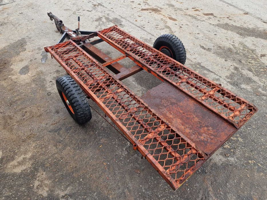 Atrelado / Reboque / Porta Máquinas Basculante - 2,28m / 1,10m