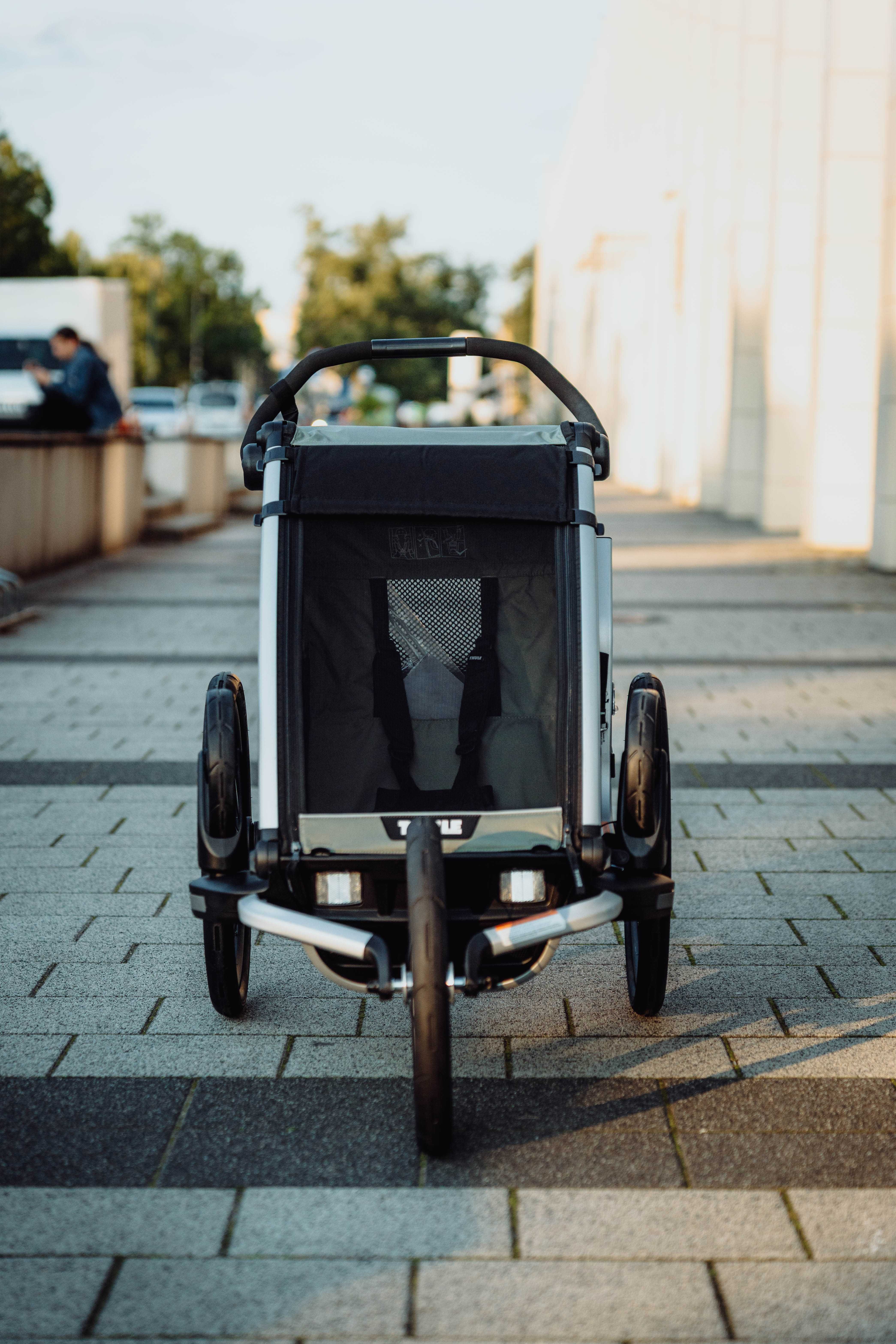 Przyczepka rowerowa, pojedyncza lub podwójna  Thule Chariot Lite