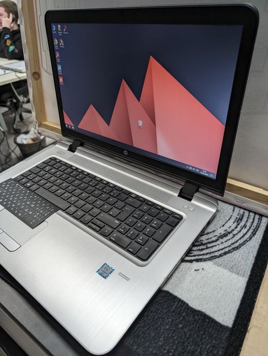 Ноутбуки HP ProBook 470 G3: Відмінний Вибір для Дому та Ігор