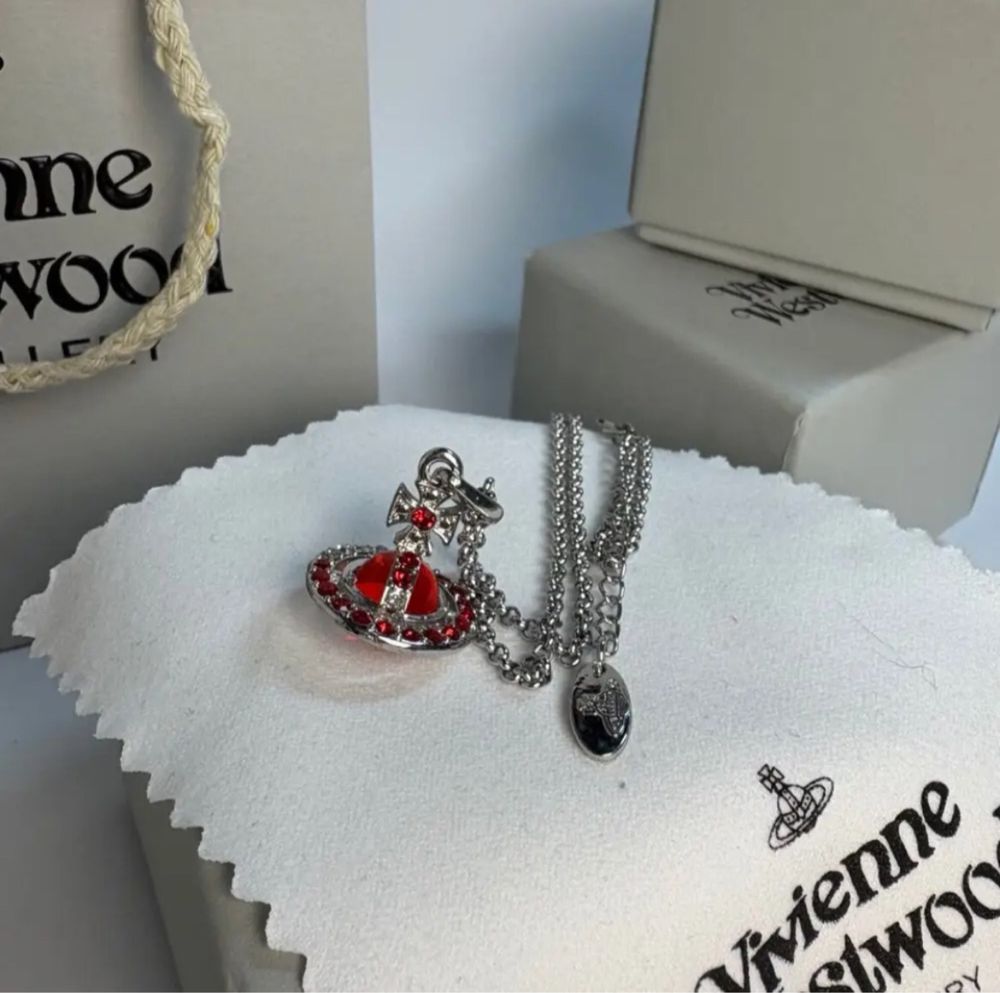 Підвіска на шию Vivienne Westwood / Бижутерия Vivienne Westwood