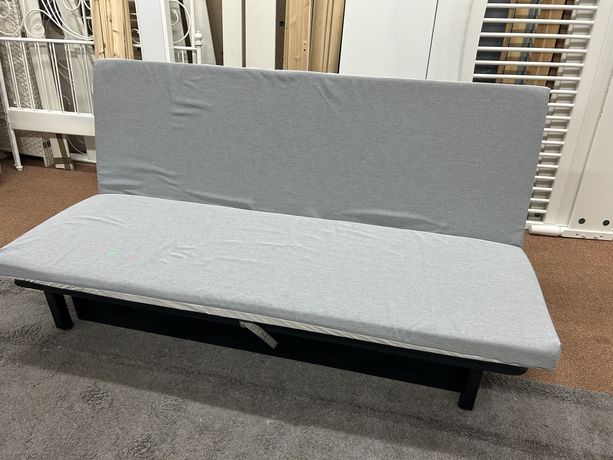 Sofa Nyhamn IKEA z pojemnikiem