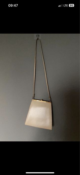 Bezowa torebka na ramie vintage