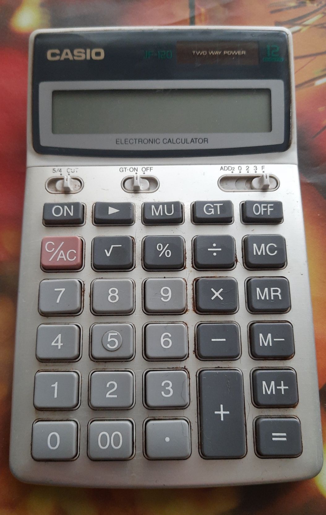 Калькулятор KASIO JF-12 размер: 10,5×17×1см